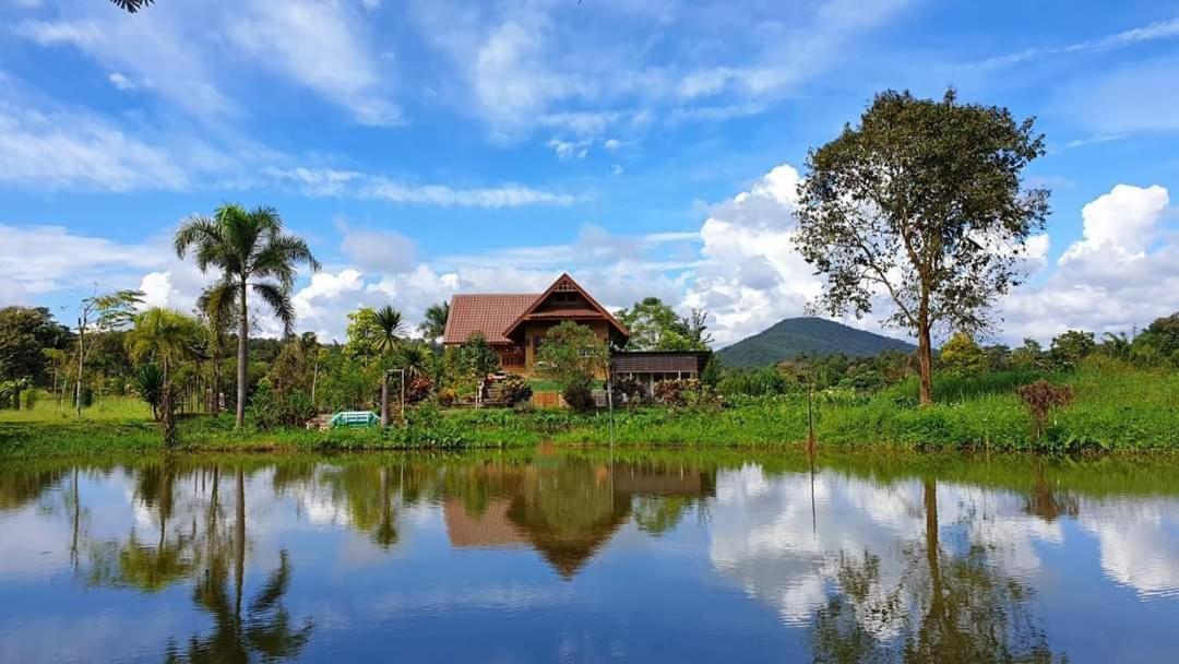 Homdoiintr Farmstay ฮ่อมดอยอินทร์ ฟาร์มสเตย์ Ban Huai Kaeo Eksteriør bilde