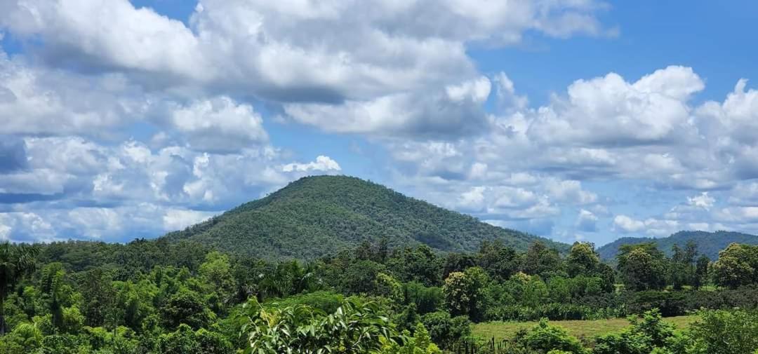 Homdoiintr Farmstay ฮ่อมดอยอินทร์ ฟาร์มสเตย์ Ban Huai Kaeo Eksteriør bilde