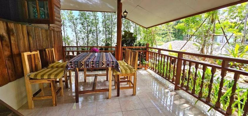 Homdoiintr Farmstay ฮ่อมดอยอินทร์ ฟาร์มสเตย์ Ban Huai Kaeo Eksteriør bilde