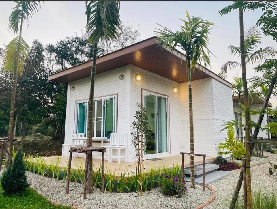 Homdoiintr Farmstay ฮ่อมดอยอินทร์ ฟาร์มสเตย์ Ban Huai Kaeo Eksteriør bilde